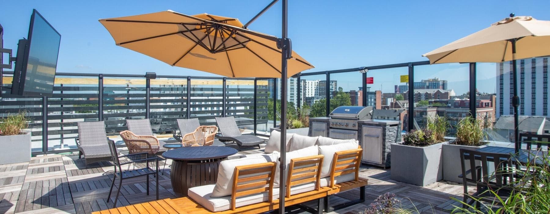 Spring 27 Sublease (4B, 2B E Chalmers)