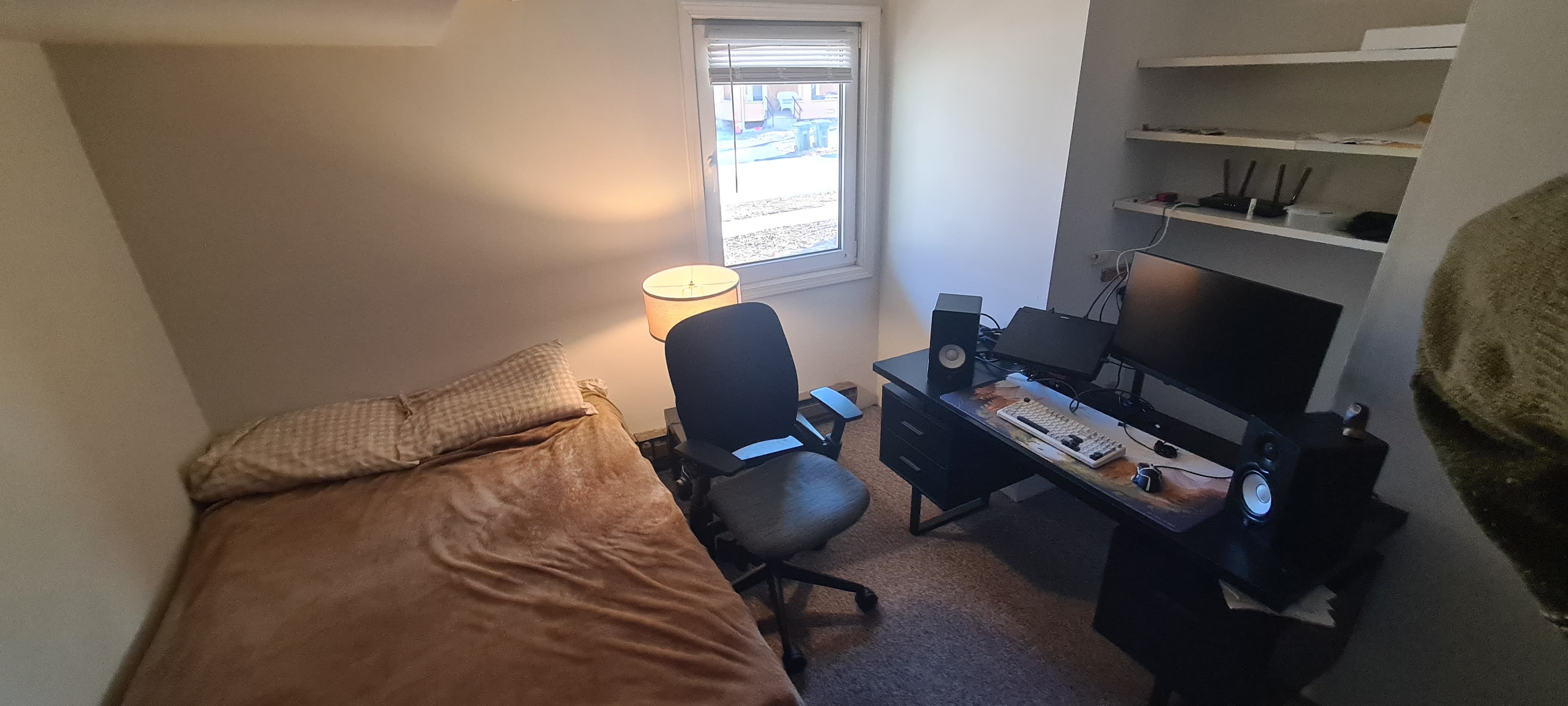 Summer Sublease 1 Bedroom. West Urbana